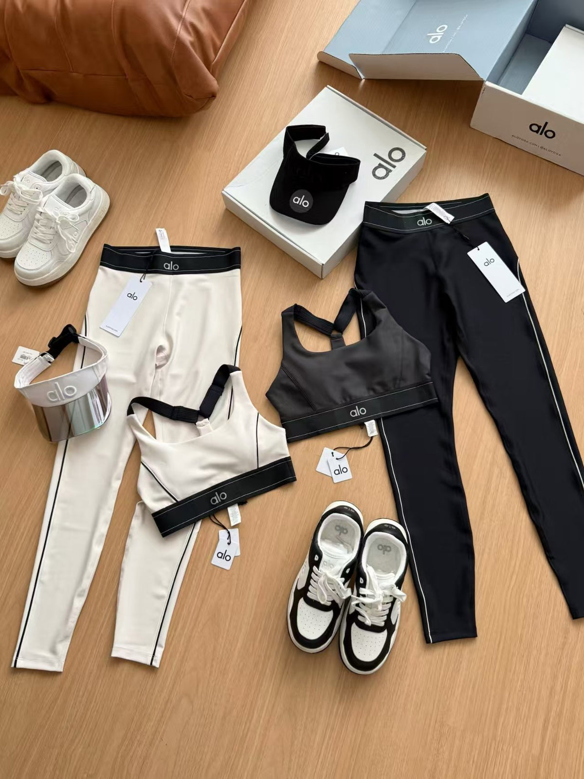 A L O Set