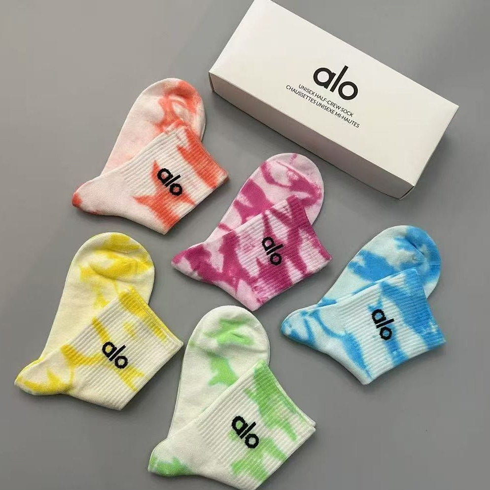 A L O gift box socks