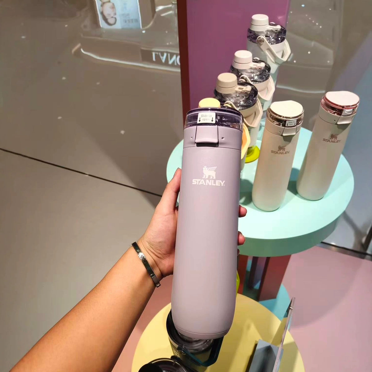 STNLY Travel cup
