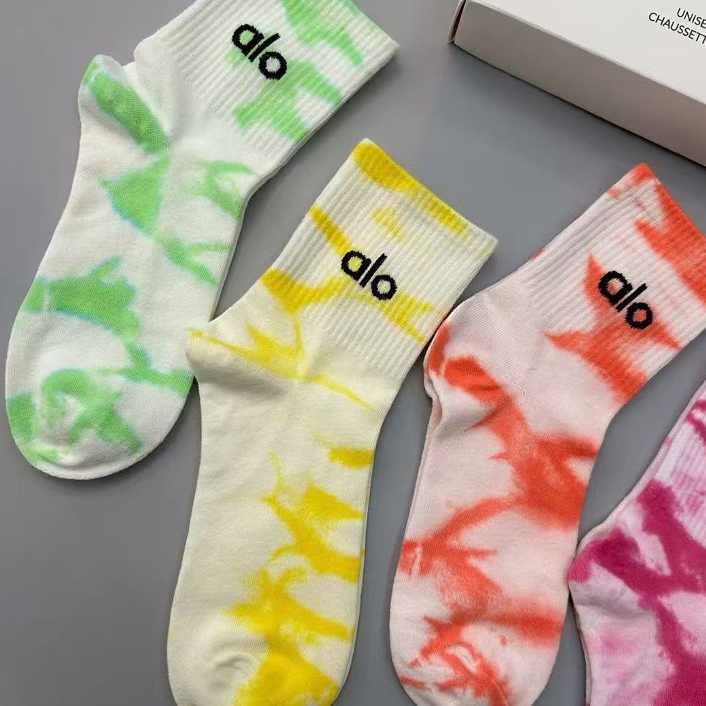 A L O gift box socks