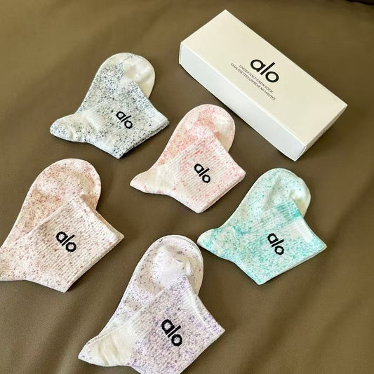 A L O gift box socks